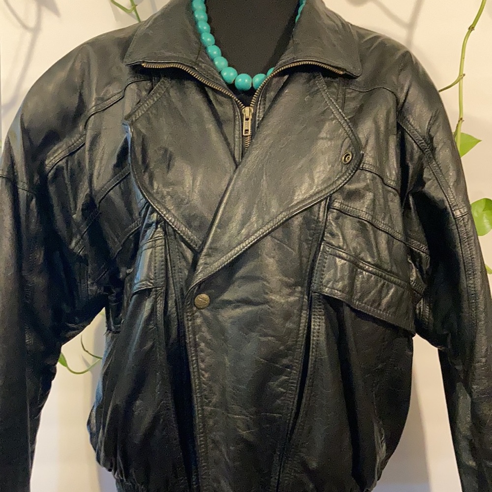 Vintage Leather Jacket - Picture 2 of 6